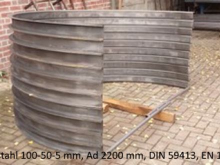 Rohrbiegerei CNC-Dornbiegen rundkantig 100-50-5 mm