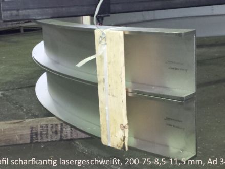 Rohrbiegerei CNC-Dornbiegen Va U-Profil scharfkantig lasergeschweißt 200-75-8,5-11,5