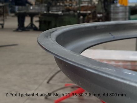 Rohrbiegerei CNC-Dornbiegen Z-Profil gekantet 21-35-30-2,6 mm