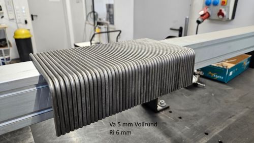 Rohrbiegerei CNC-Dornbiegen VA-Vollrund 5 mm